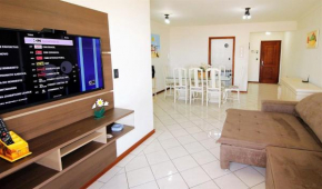 1038 - Apartamento com vista para o mar na Avenida De Bombinhas